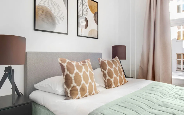 City 1- Pleasant 4-bdr Apt in Central Copenhagen
