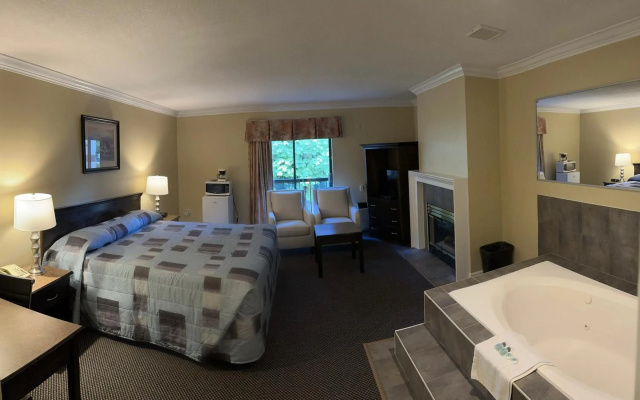 Canadian Inn