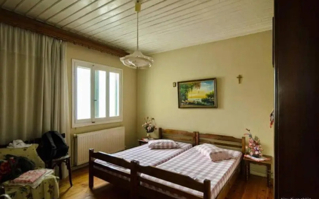 MangoSeaview Home1