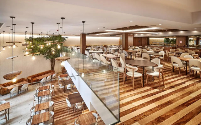 The Log Porto Hotel by Piamonte Hotels