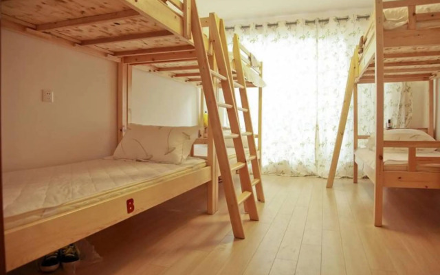 Joy Plus International Youth Hostel