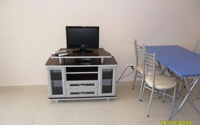 Safir Apartments