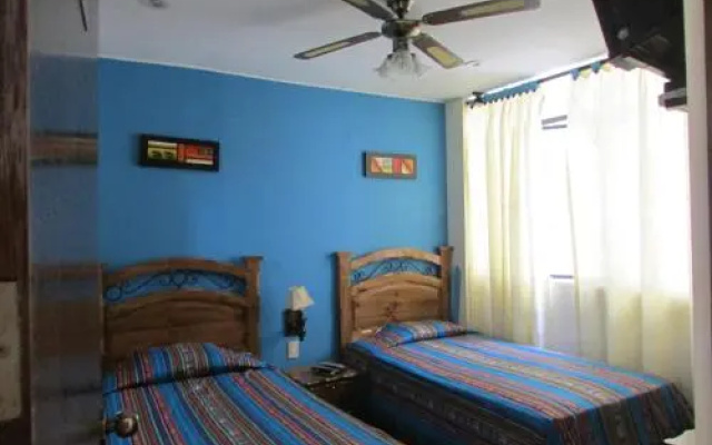 Brisas de la Bahia Hotel