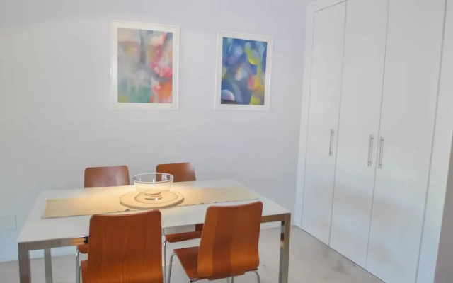 Dflat Escultor Madrid Apartments