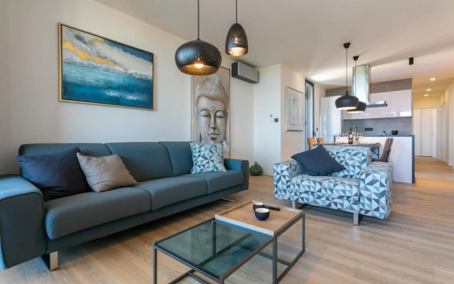 Eni Luxury Residence