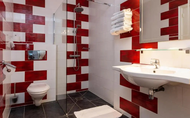 LOGIS Hotel Le Rond Point