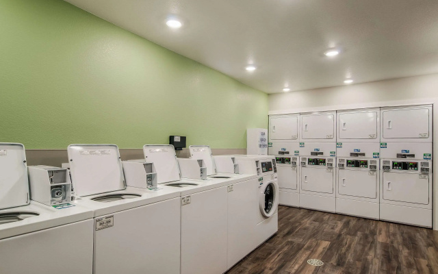 WoodSpring Suites Broomfield-Westminster