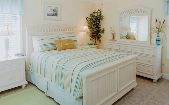 Serene Steinhatchee River Home w/ Boat Dock