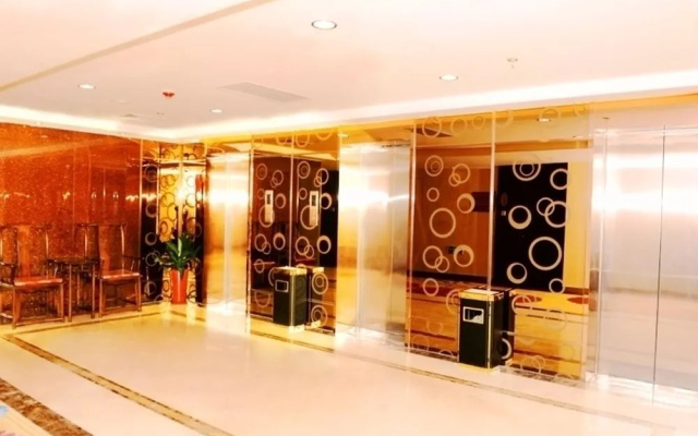 Fuyong Yulong International Hotel