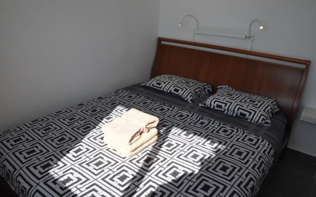 Isra Home Apartments Ben Gurion 81
