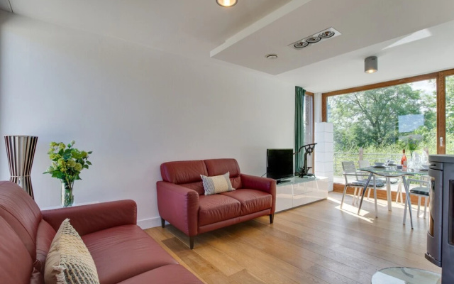 Comfortable Holiday Home in Saint Essey With Fireplace