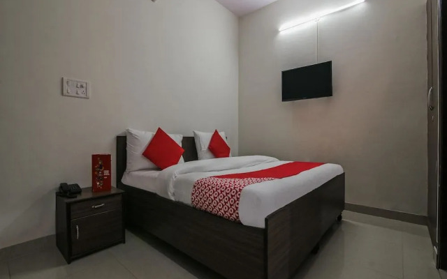 OYO 15668 Hotel Heaven Inn