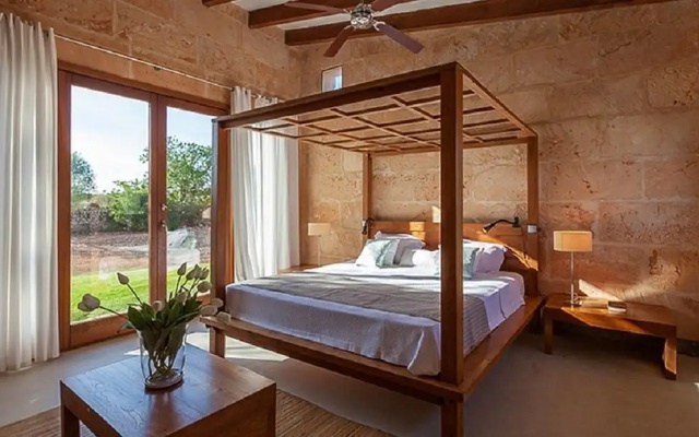 Residence By G Son Covas