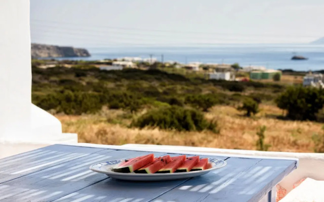 Traditional Villa 5 Mins on Foot From the Beach