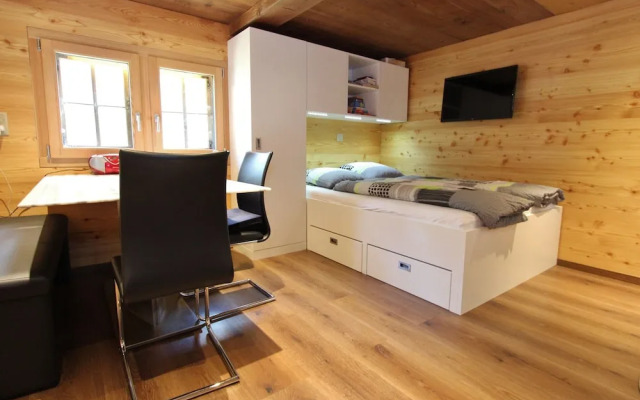 Mountain-view Holiday Home in Binntal near Lengtal Deck