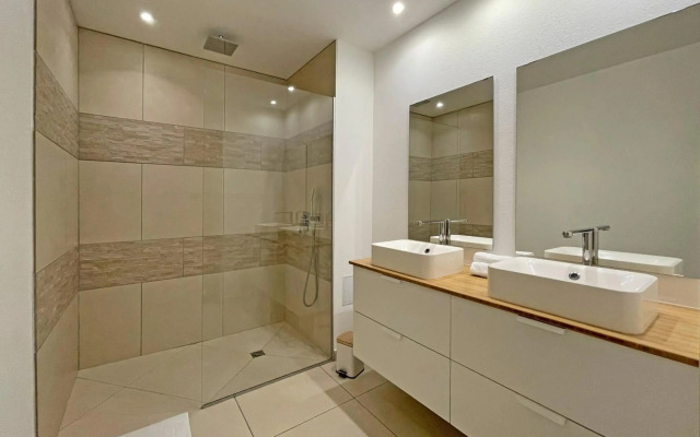 Orient Bay Beach Front Apartment