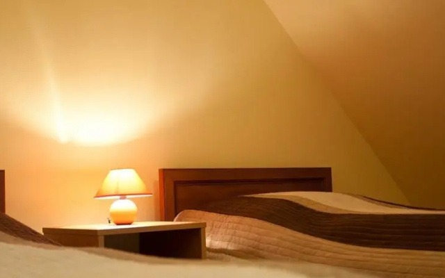 Lepke Apartmanház és Étterem