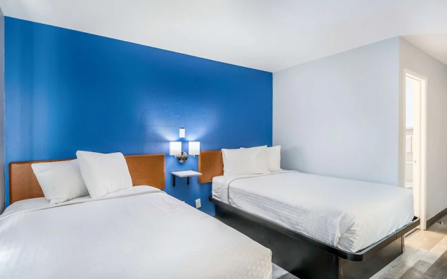 Motel 6 Peoria - East
