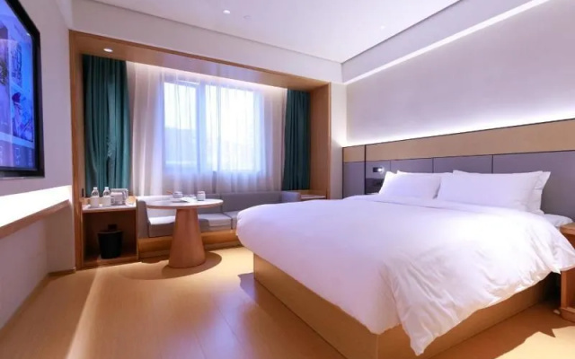 JI Hotel (Shanghai Jinqiao Yunshan Subway Station)