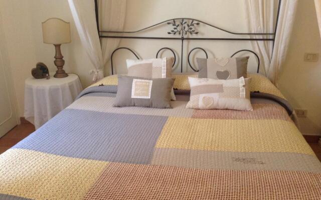 Отель B&B La Piazzetta Сполето комната для гостей
