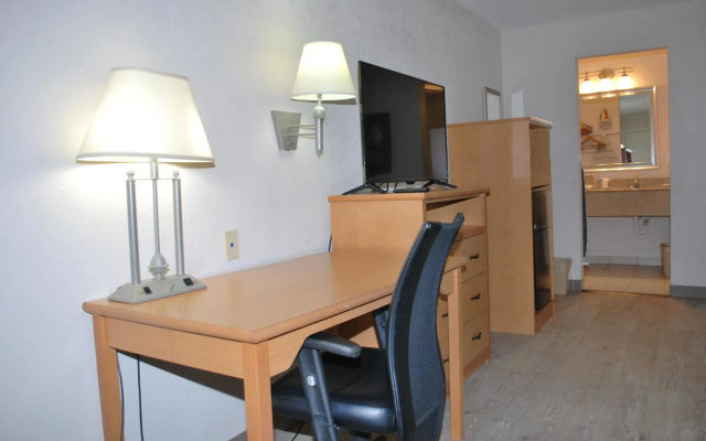Americas Best Value Inn and Suites DeSoto