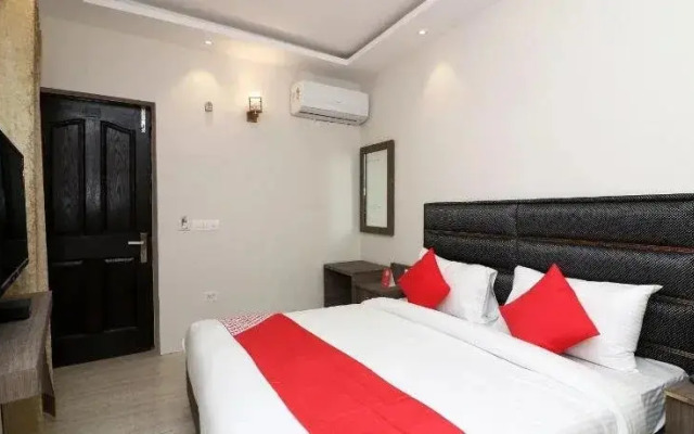 OYO Flagship 24203 Rani Bagh