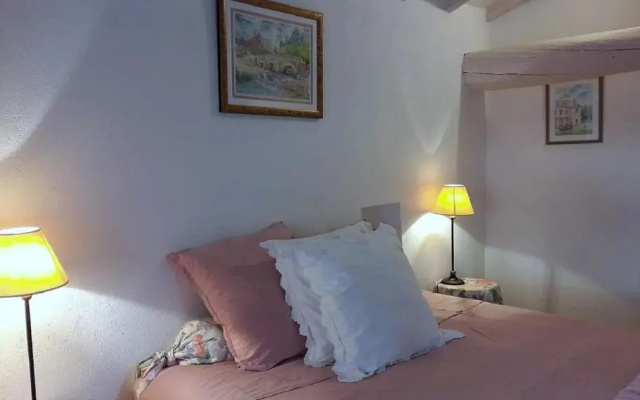 Chez Elles
