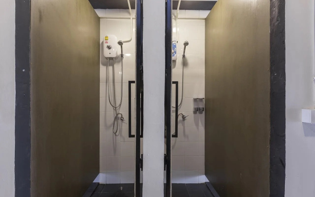 Fun Hostel Phuket Patong - Adults Only