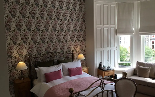 Martins Guest House