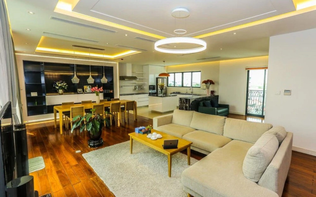 HNC Premier Hotel & Residences