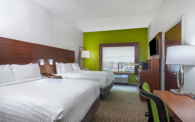 Holiday Inn Express & Suites Augusta West - Fort Gordon by IHG