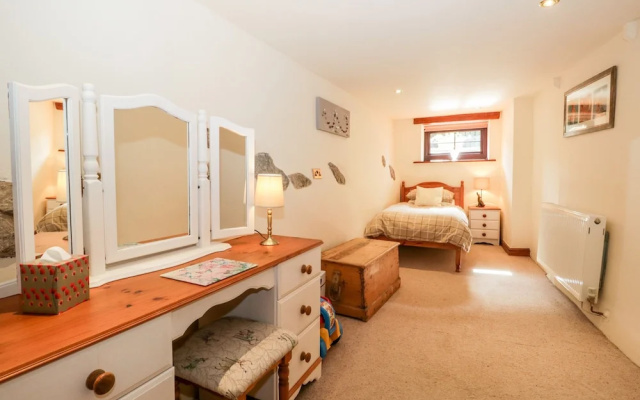 Raceside Cottage
