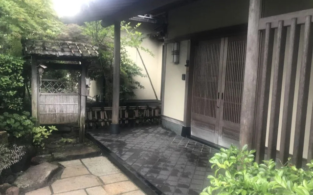 Hh3 Private House