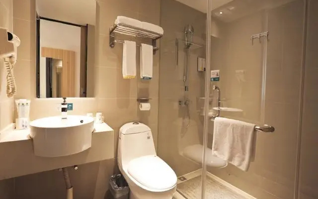 City Comfort Inn Wuhan Dazhi Road Light Rail Station