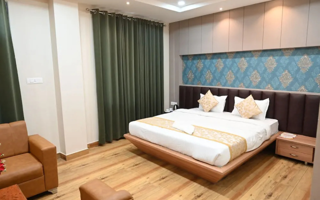 Hotel Olive Crown