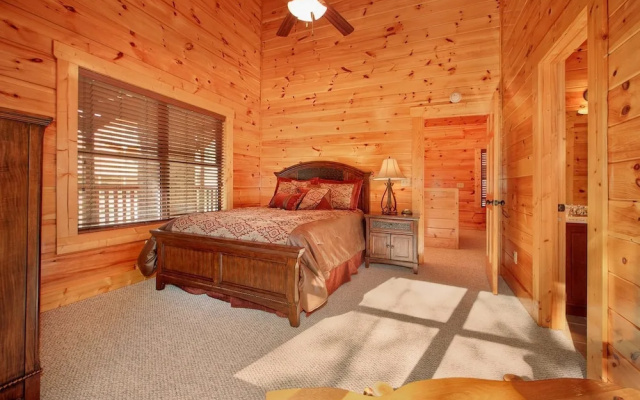 Bear Cub Lodge