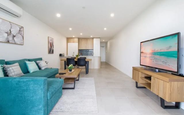 Stunning 1-bed Bayside Apartment With Superb Views