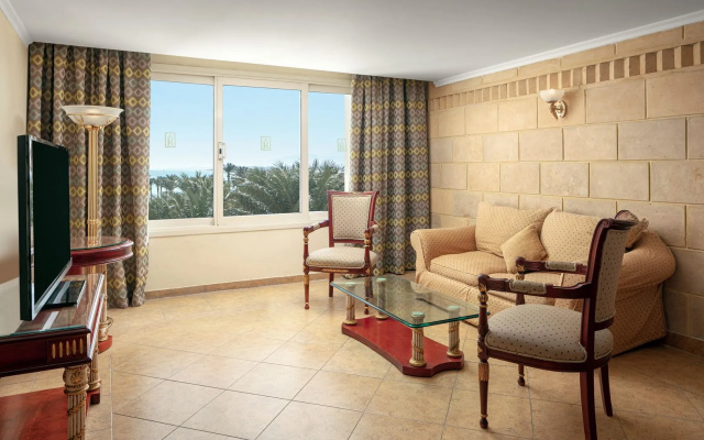 Palm Royale Resort - Soma Bay