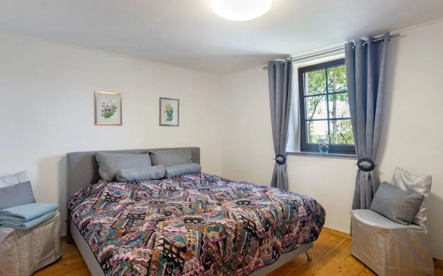 Amazing Holiday Home in Plütscheid with Garden