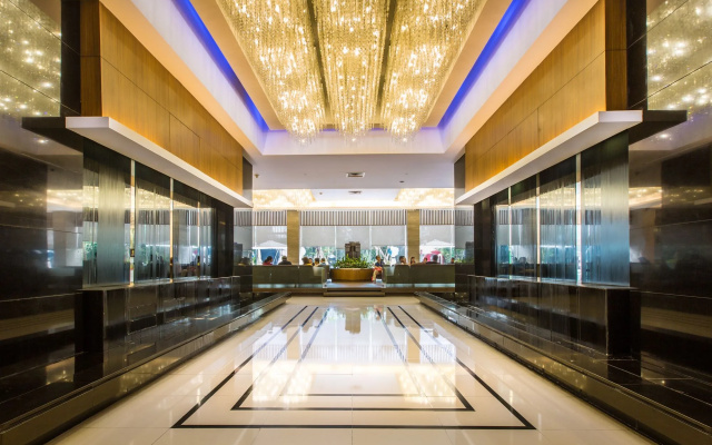 Holiday Inn Express Manila Newport World Resorts