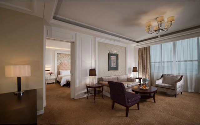 Venus Royal Hotel (Kirin Parkview Hotel)