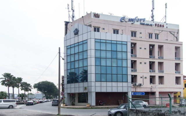Super OYO 447 Comfort Hotel Meru