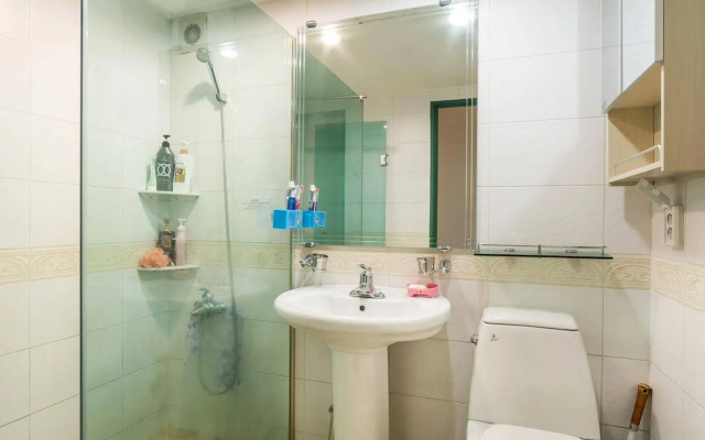 Beauty in Guesthouse (Female Only)