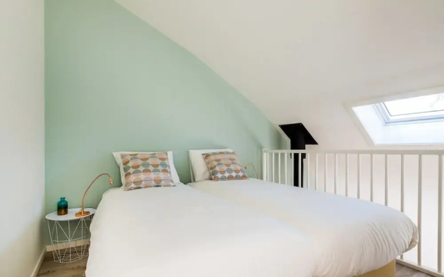Lodge in Vlissingen Near North Sea Beach