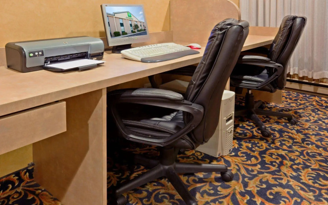 Holiday Inn Alexandria by IHG
