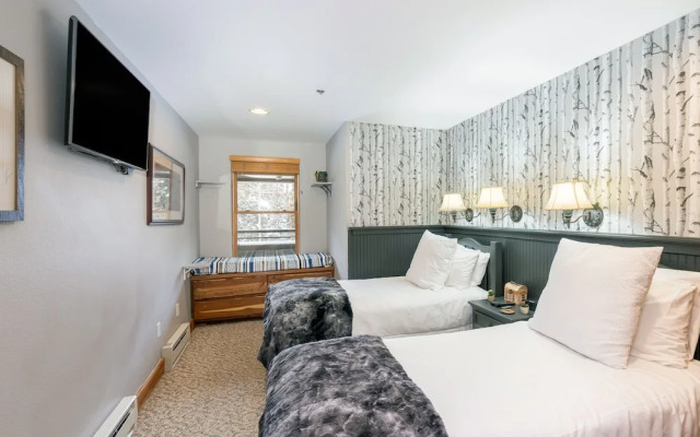 Bear Creek Lodge 112 2 Bedroom Condo by Alpine Lodging Telluride