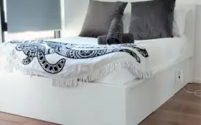 City Tower Apartment