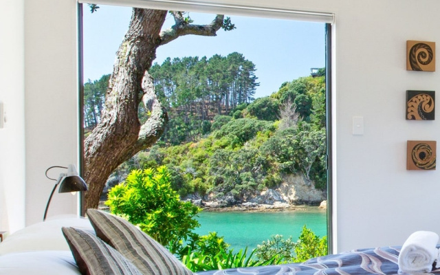 Beachfront Enclosure Bay