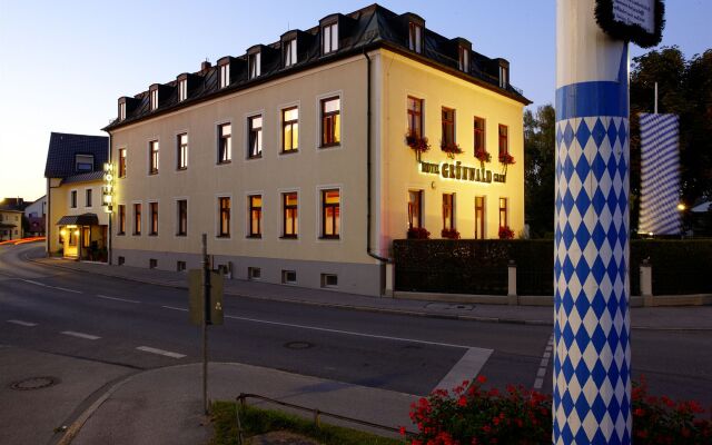 Hotel Grünwald вид на фасад