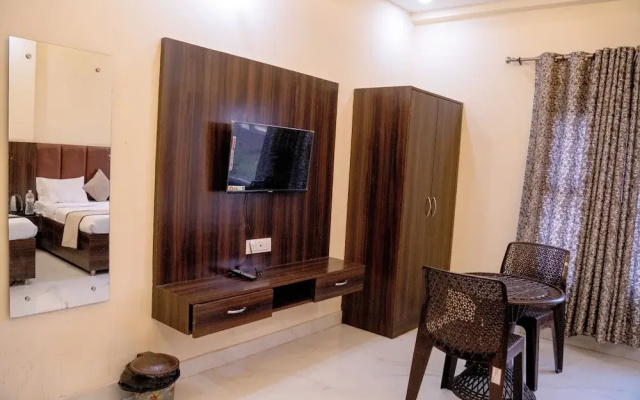 Hotel Shivay Palace